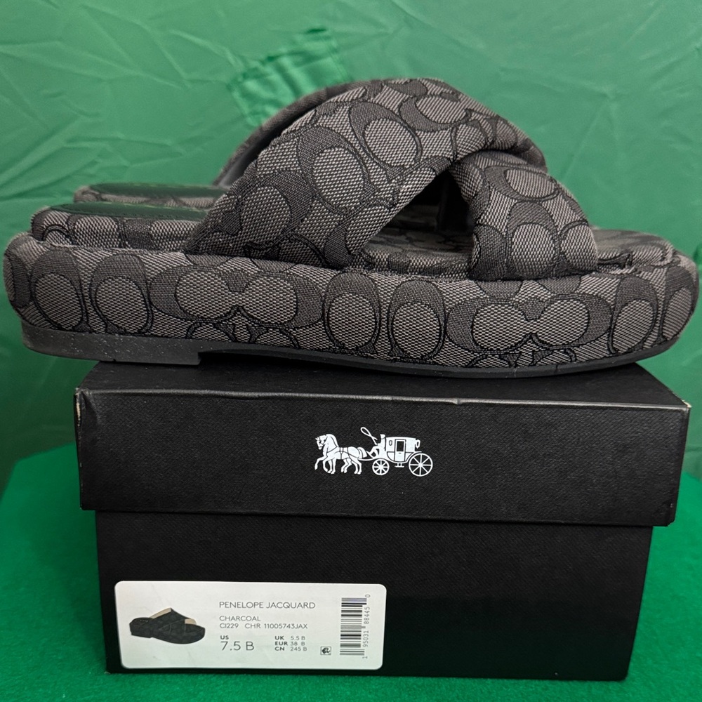 Coach  Black Patterned Slippers size 7.5 like new - Picture 11 of 16